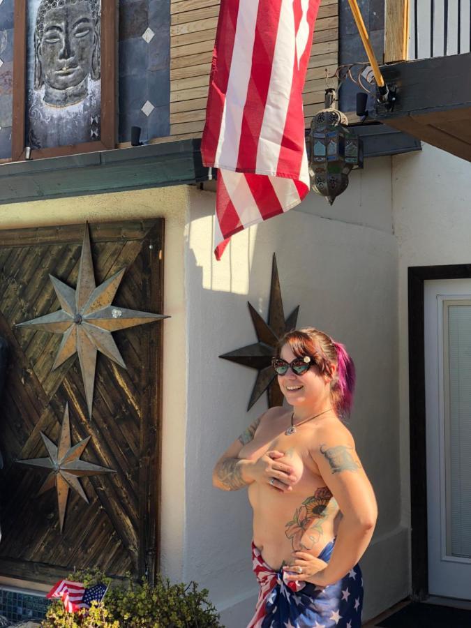 Sea Mountain Nude Resort & Spa Hotel - Adults Only Desert Hot Springs Buitenkant foto