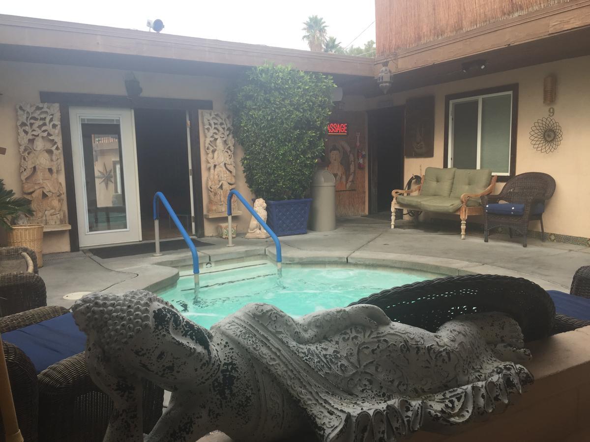 Sea Mountain Nude Resort & Spa Hotel - Adults Only Desert Hot Springs Buitenkant foto